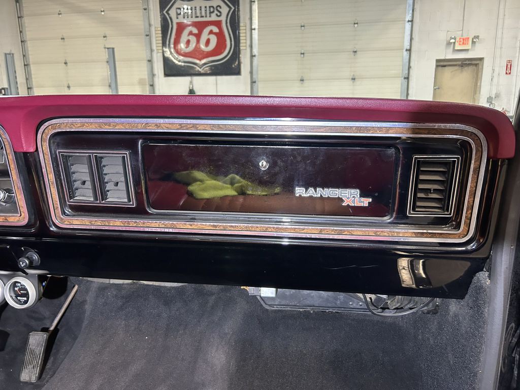 1977 Ford F-150 Image 54
