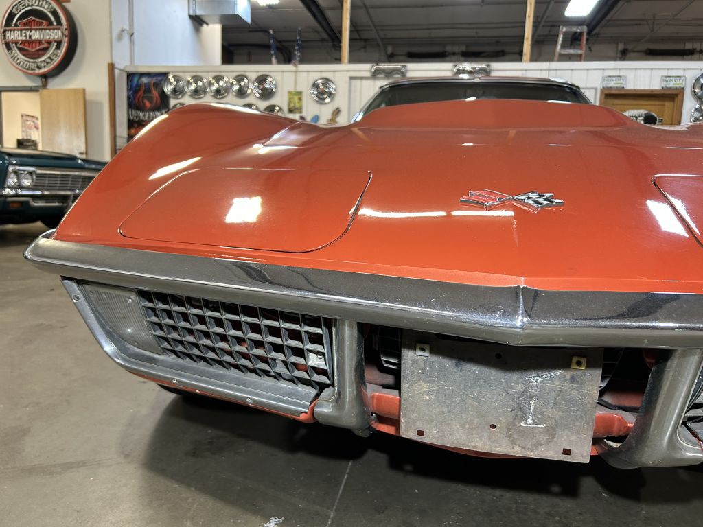 1970 Chevrolet Corvette Image 12