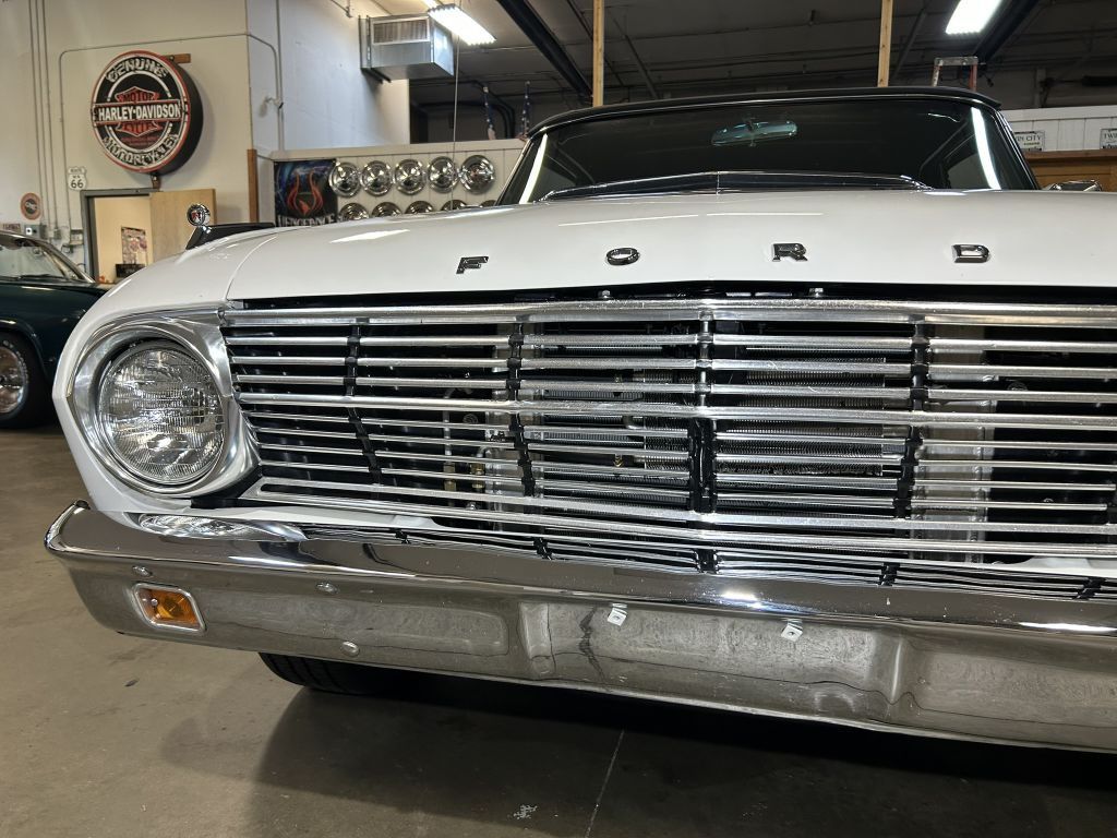 1963 Ford Falcon Image 11