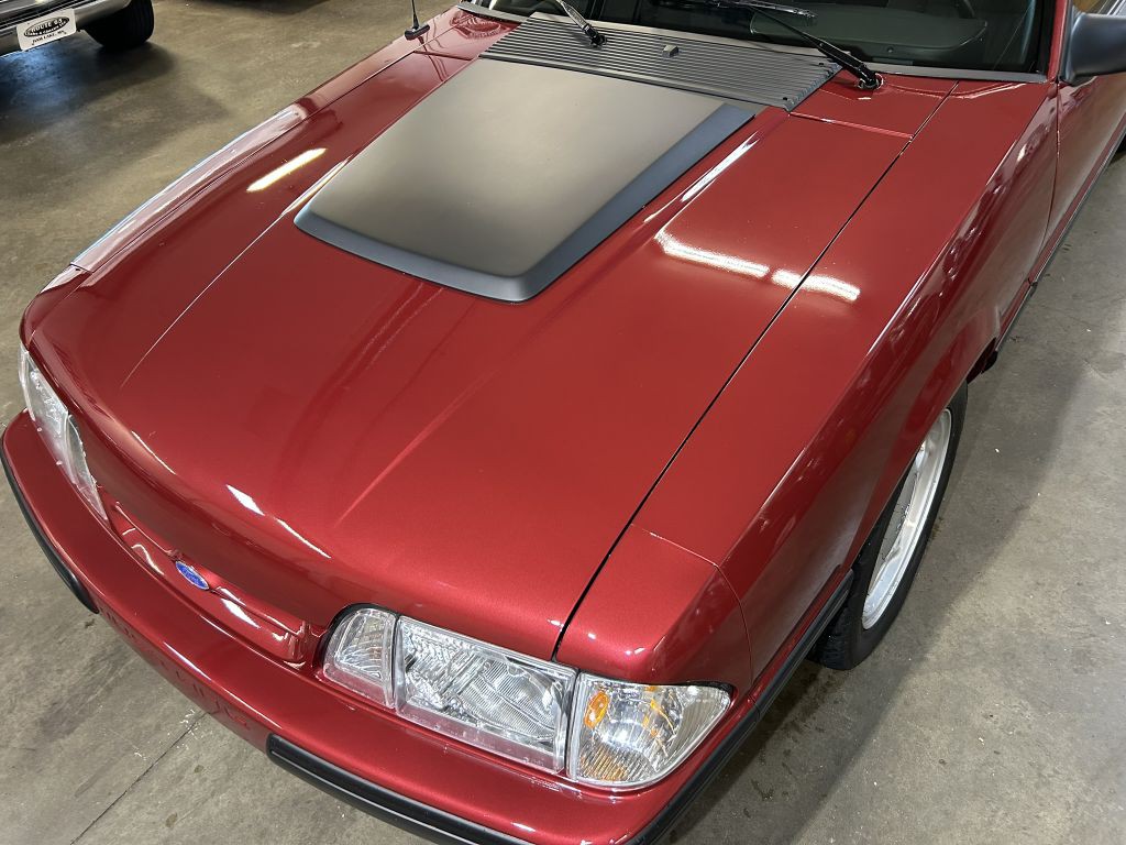 1990 Ford Mustang Image 11