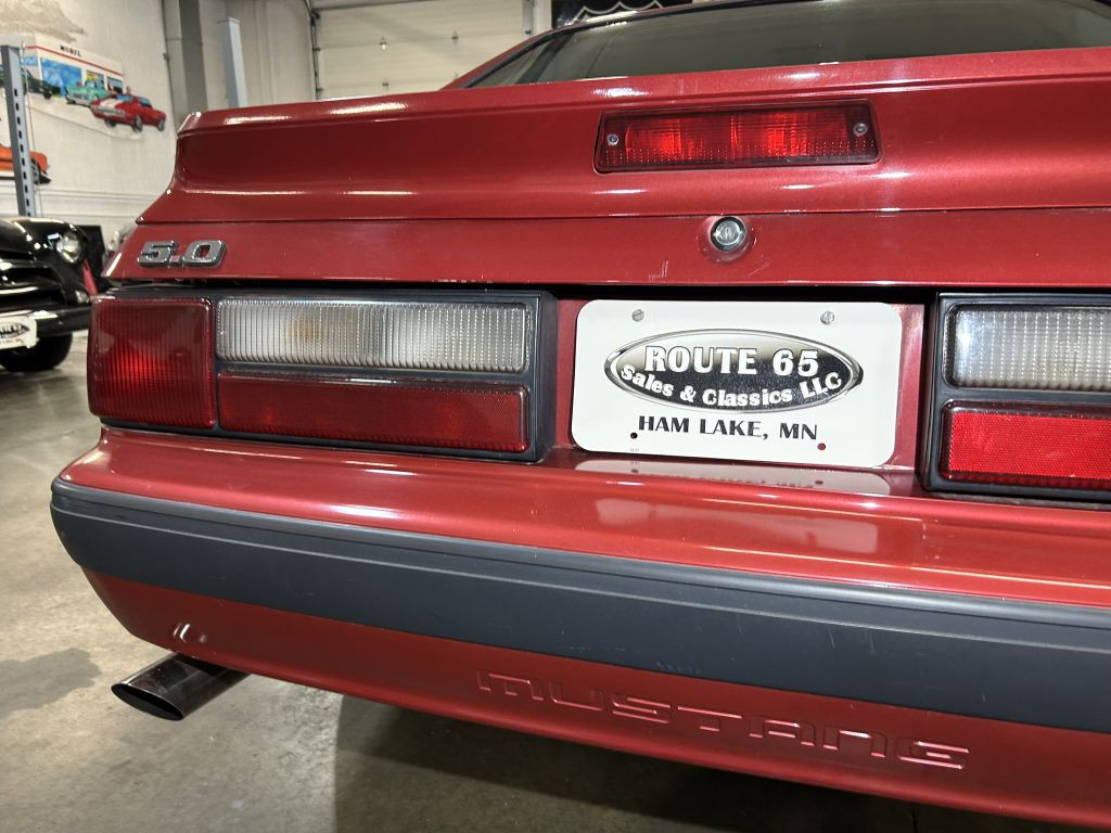 1990 Ford Mustang Image 23