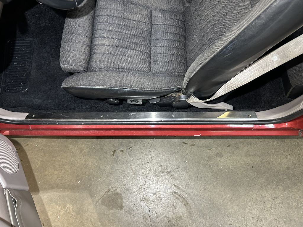 1990 Ford Mustang Image 27