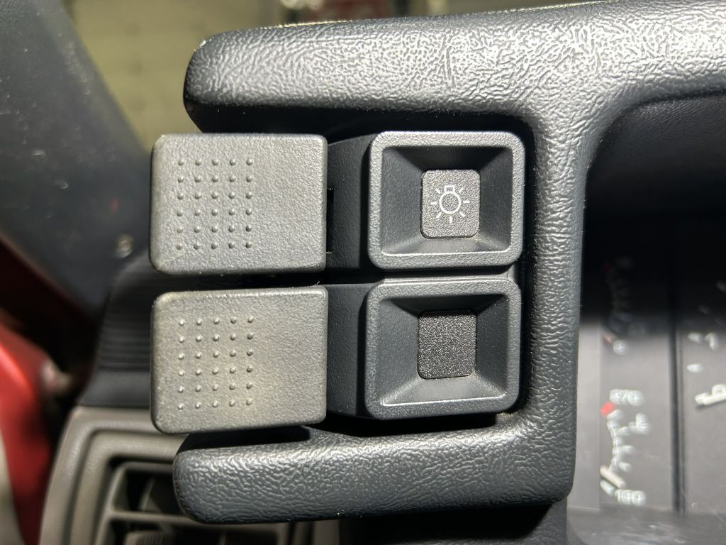 1990 Ford Mustang Image 36