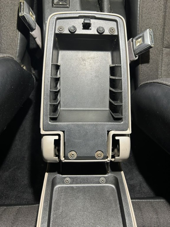 1990 Ford Mustang Image 49