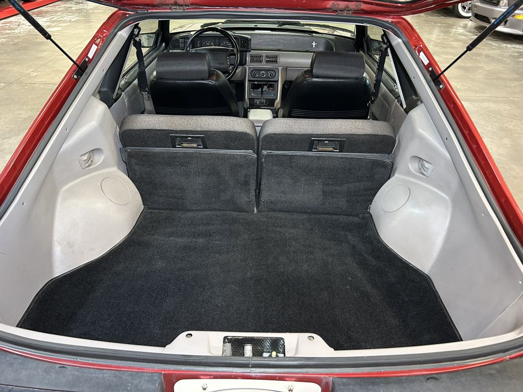 1990 Ford Mustang Image 75