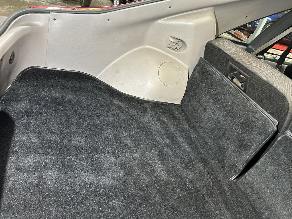 1990 Ford Mustang Image 79