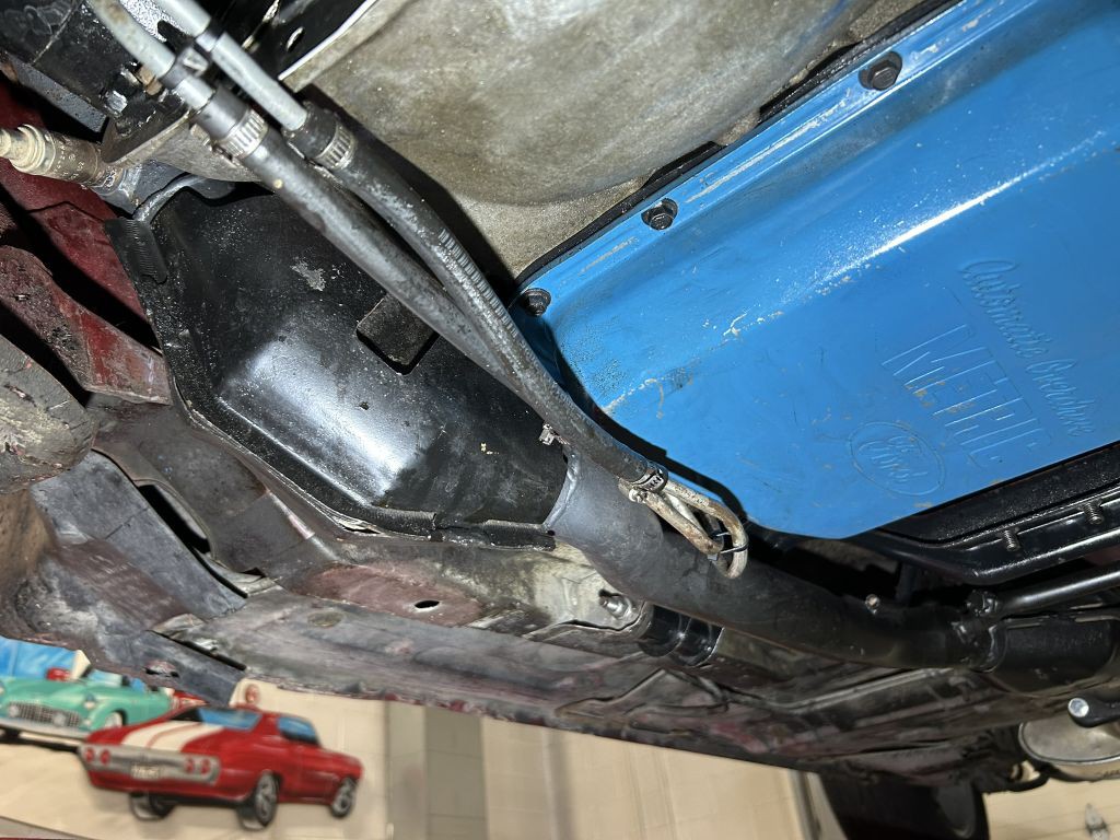 1990 Ford Mustang Image 100