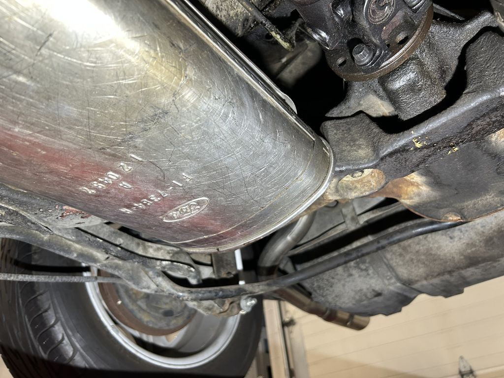 1990 Ford Mustang Image 106