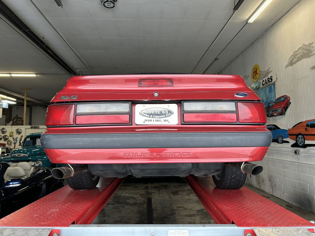 1990 Ford Mustang Image 118