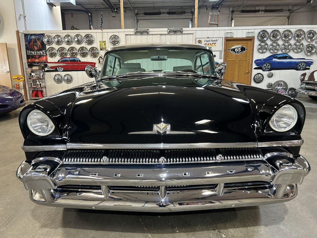 1956 Mercury Montclair Image 2