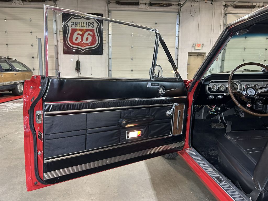 1965 Mercury Comet Image 26