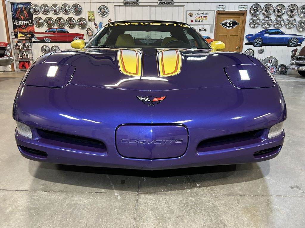 1998 Chevrolet Corvette Image 2