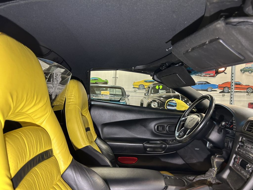 1998 Chevrolet Corvette Image 33