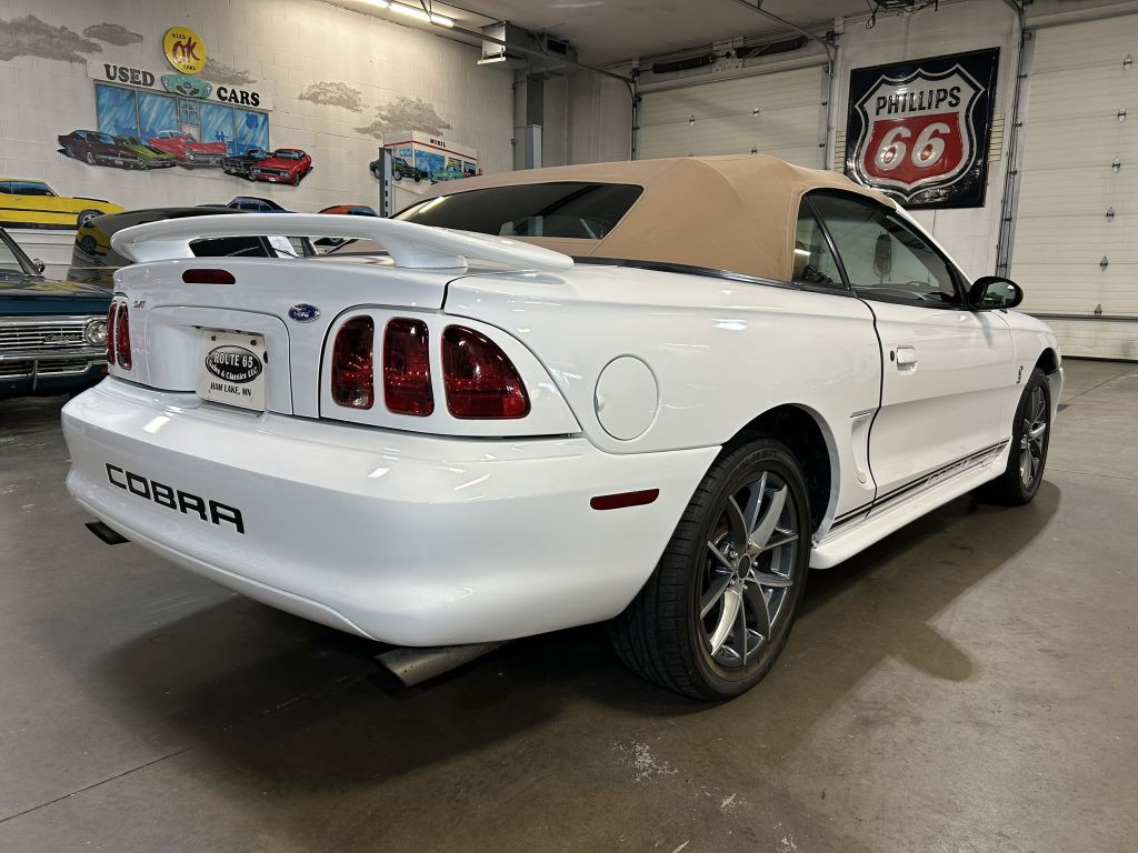 1996 Ford Mustang Image 5