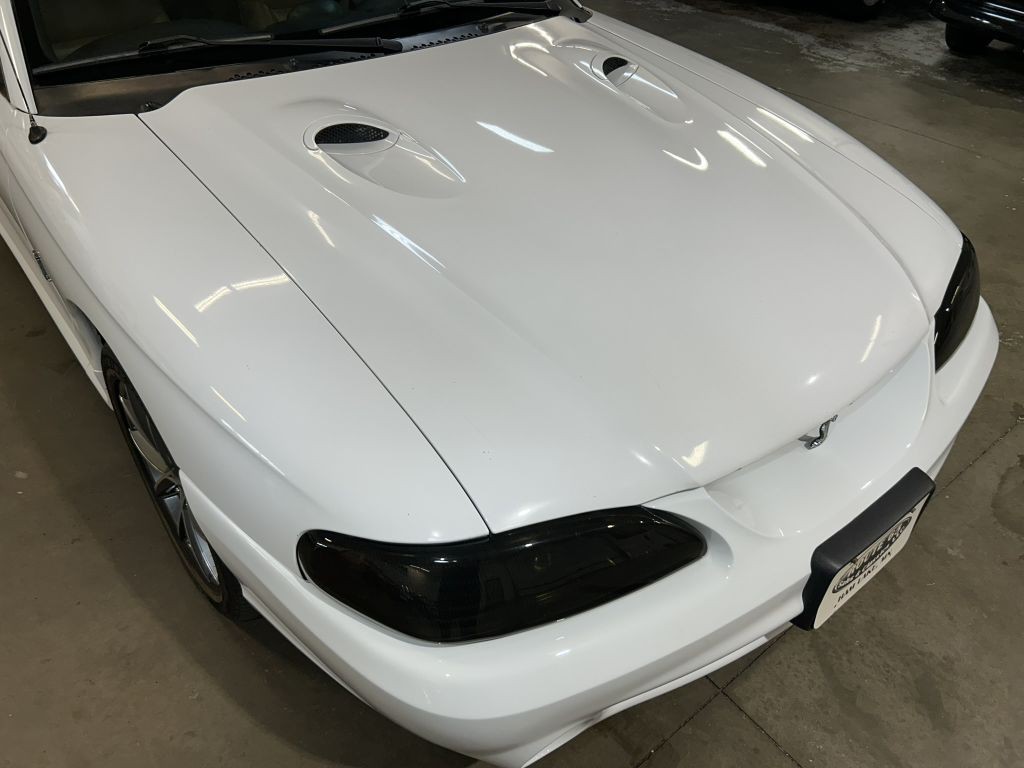 1996 Ford Mustang Image 14