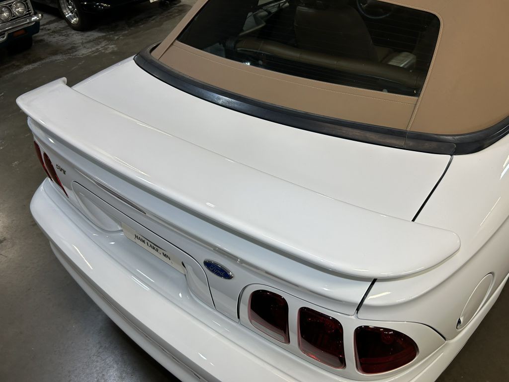 1996 Ford Mustang Image 22