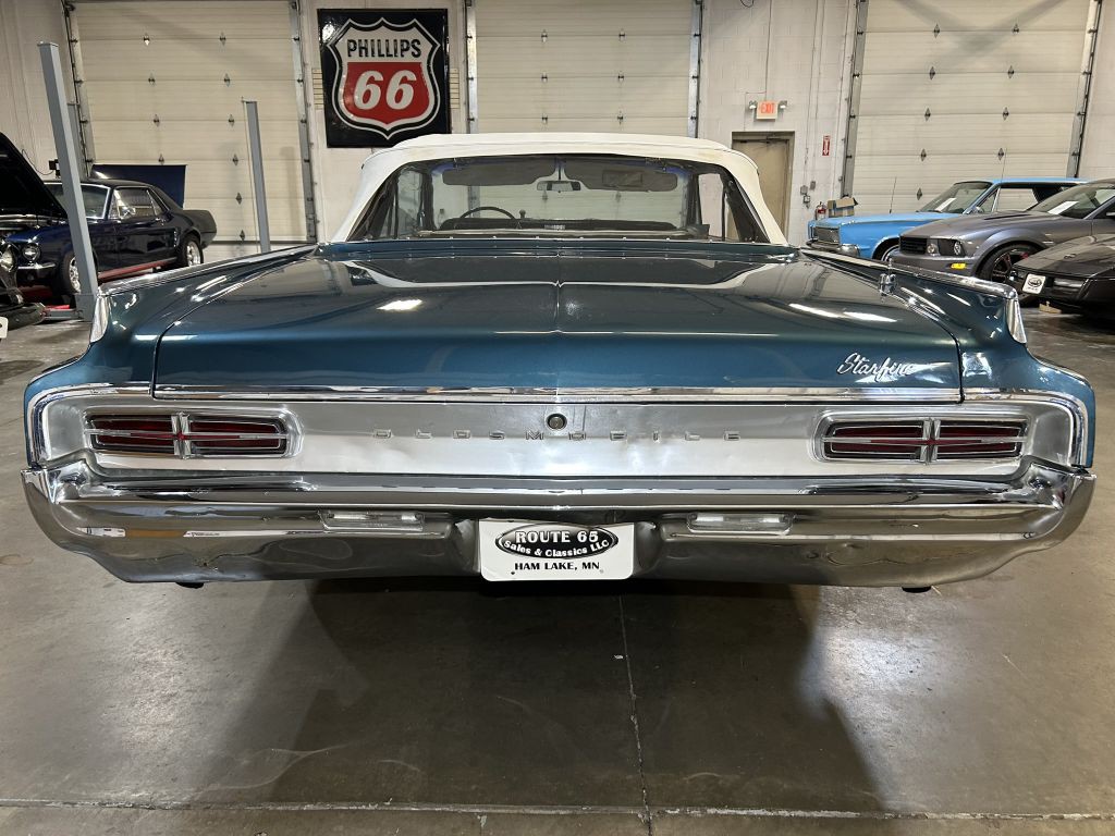 1964 Oldsmobile Starfire Image 6