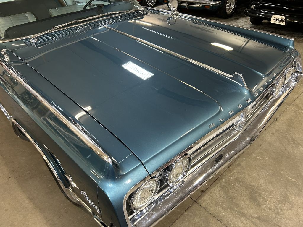 1964 Oldsmobile Starfire Image 13