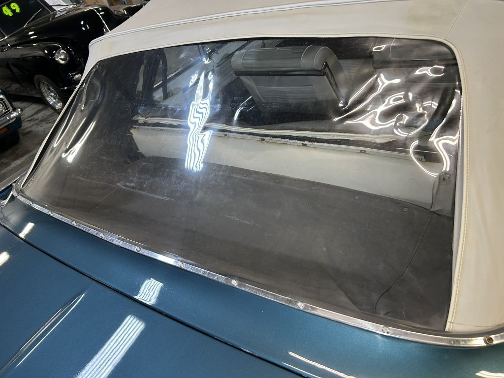1964 Oldsmobile Starfire Image 19