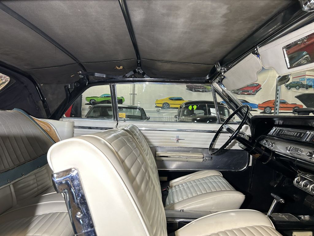 1964 Oldsmobile Starfire Image 29
