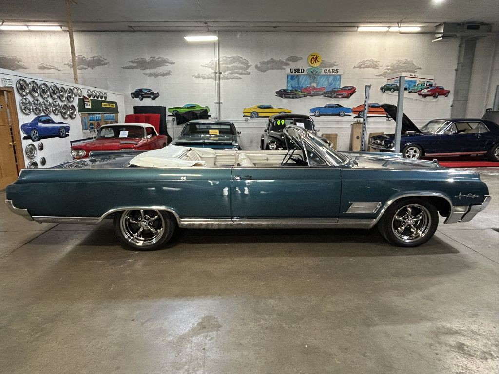 1964 Oldsmobile Starfire Image 31