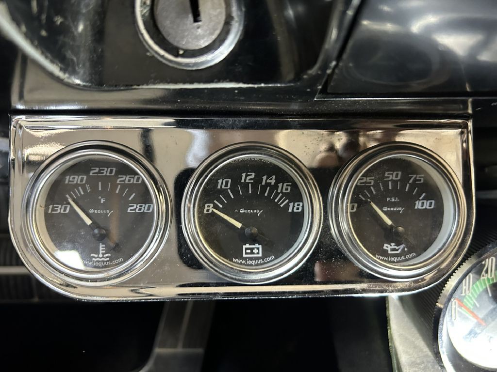 1964 Oldsmobile Starfire Image 54