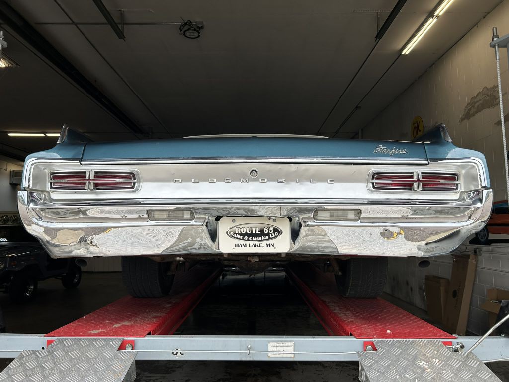 1964 Oldsmobile Starfire Image 133