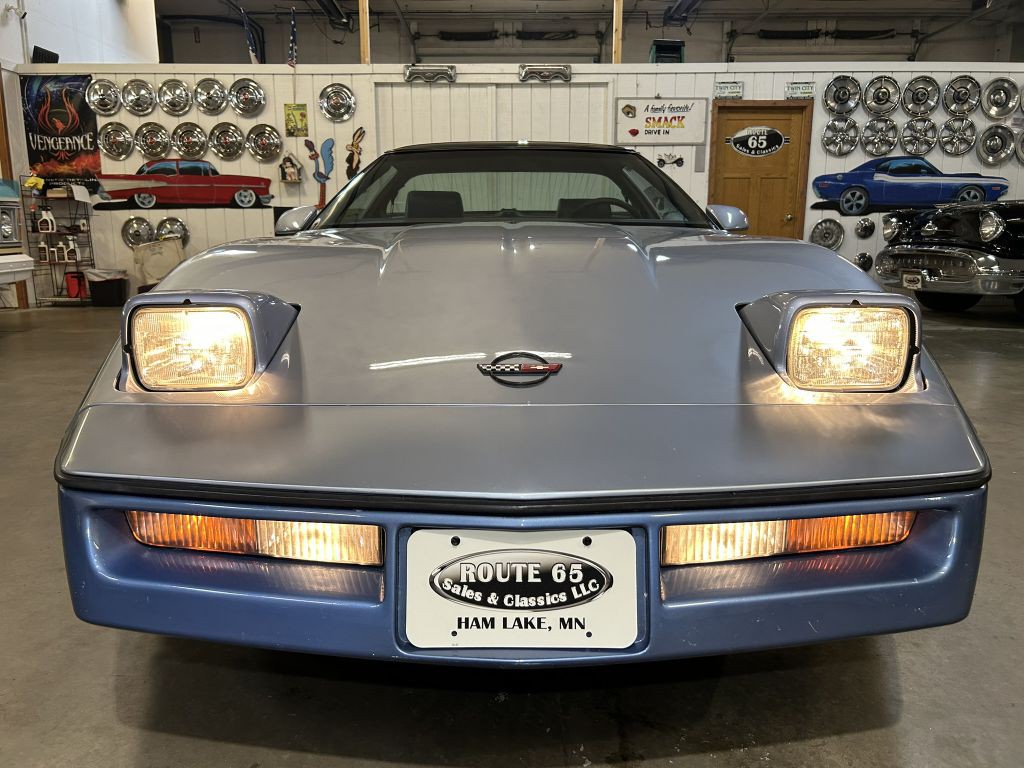 1985 Chevrolet Corvette Image 3