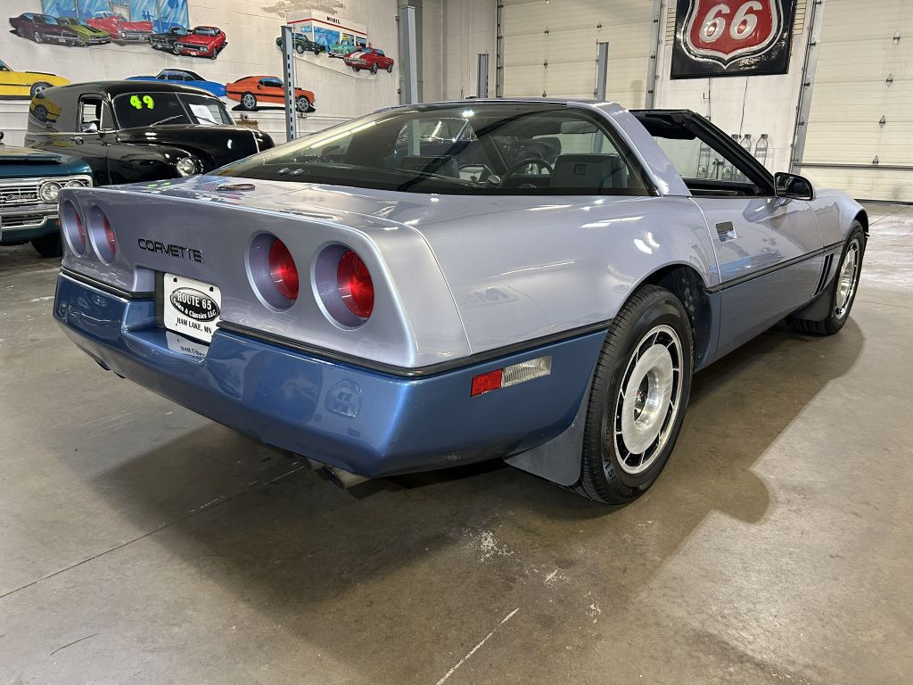 1985 Chevrolet Corvette Image 8