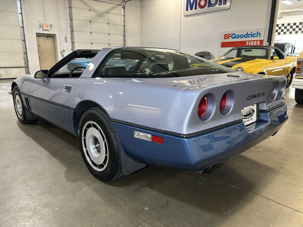 1985 Chevrolet Corvette Image 10