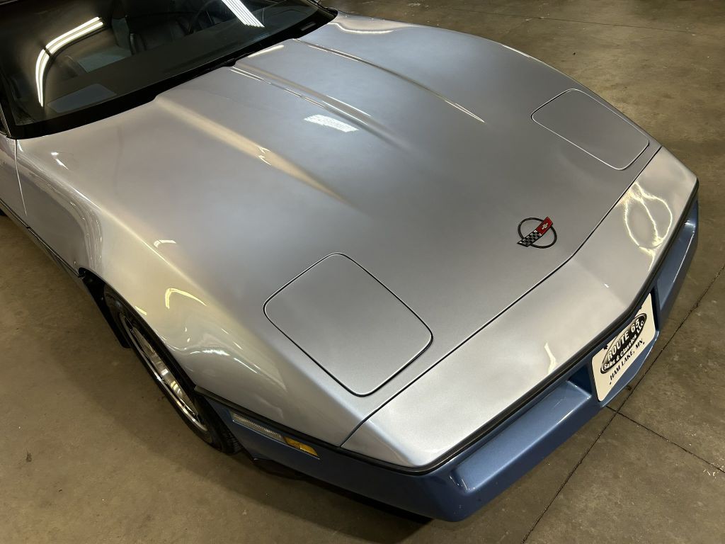 1985 Chevrolet Corvette Image 16