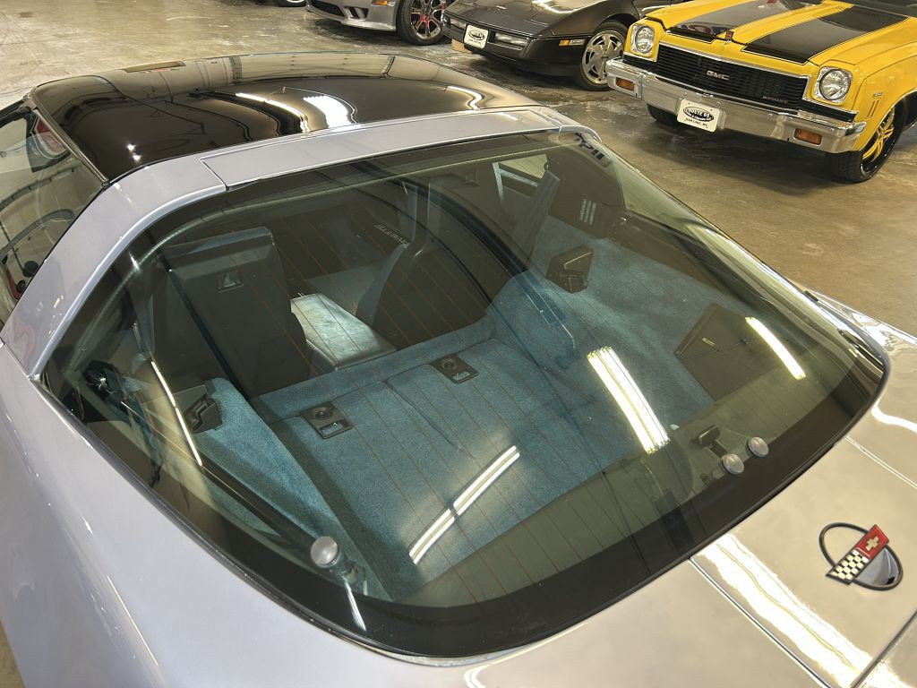 1985 Chevrolet Corvette Image 25