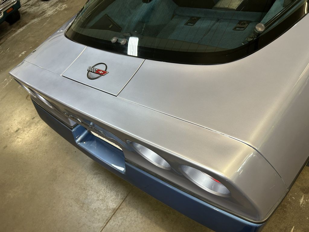 1985 Chevrolet Corvette Image 26