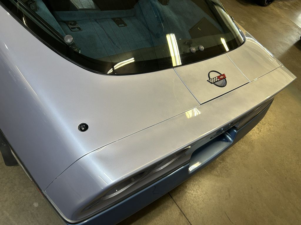1985 Chevrolet Corvette Image 28