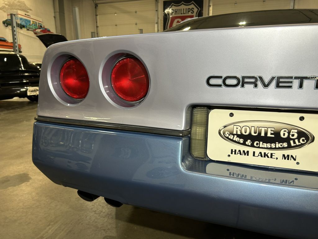 1985 Chevrolet Corvette Image 30