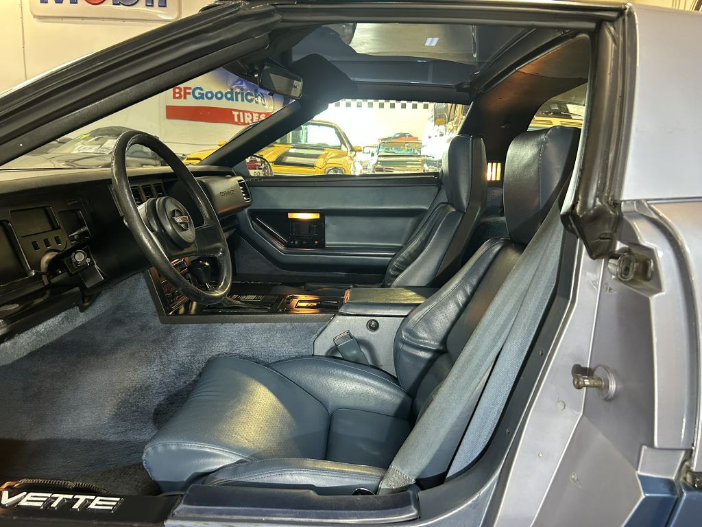 1985 Chevrolet Corvette Image 39