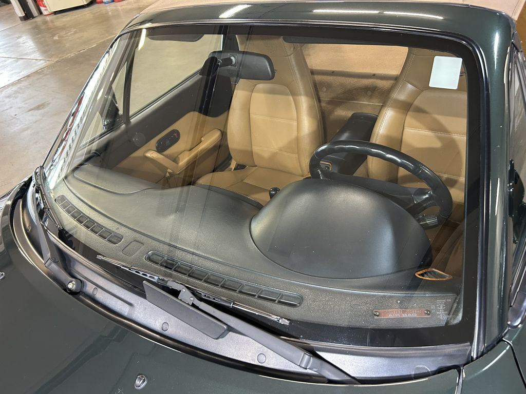 1997 Mazda MX-5 Miata Image 16