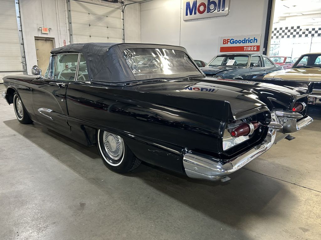 1959 Ford Thunderbird Image 7