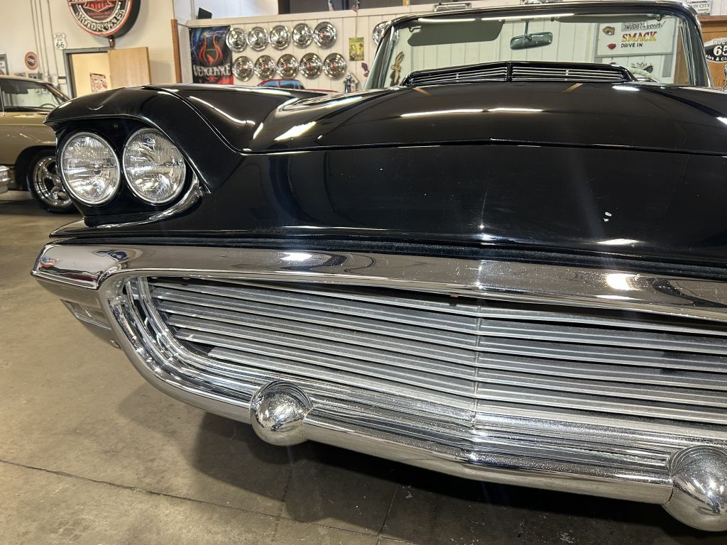 1959 Ford Thunderbird Image 11