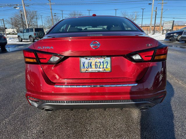 2020 Nissan Altima Image 8