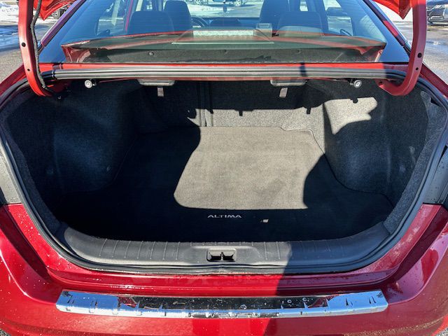 2020 Nissan Altima Image 13
