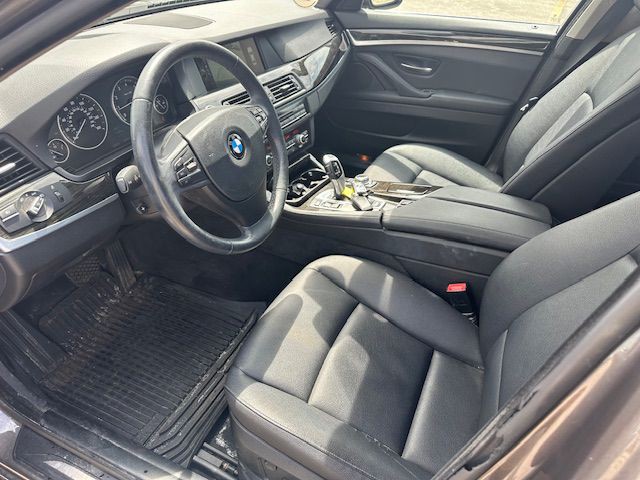2013 BMW 5 Series Image 12