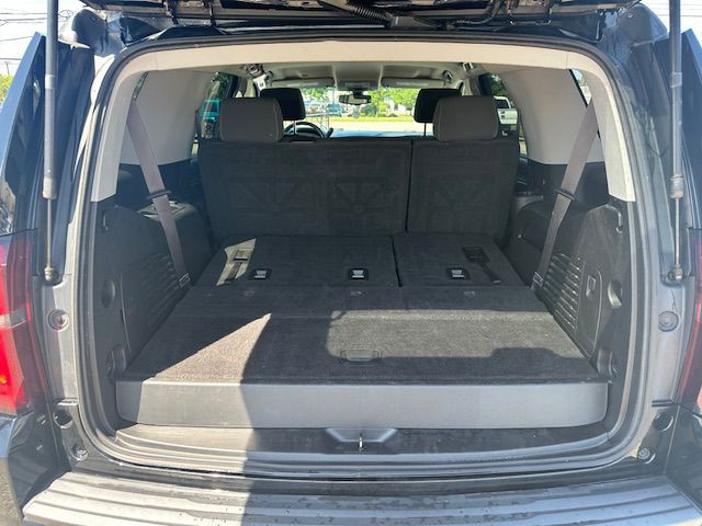 2017 Chevrolet Tahoe Image 9