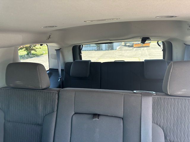 2017 Chevrolet Tahoe Image 16