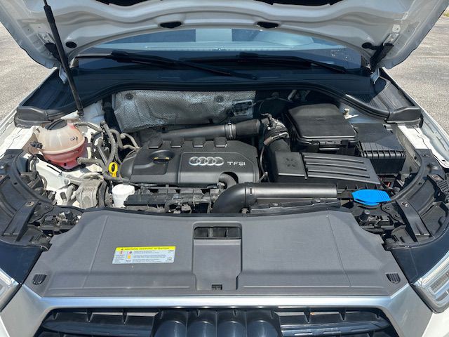 2017 Audi Q3 Image 10