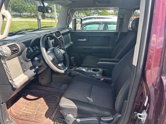 2007 Toyota FJ Cruiser Image 12