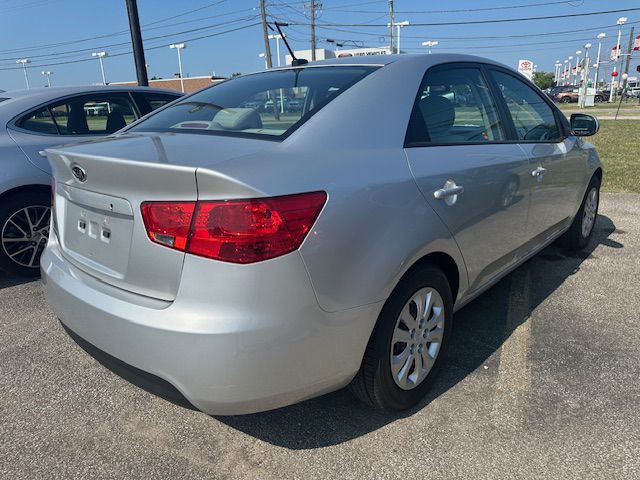 2013 Kia Forte Image 5