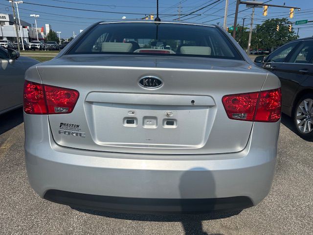 2013 Kia Forte Image 8