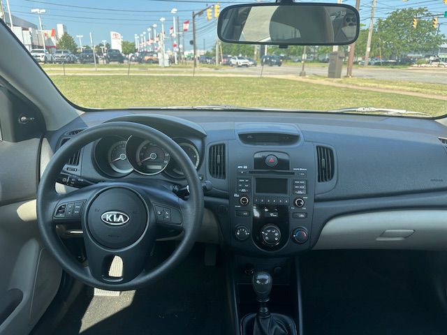 2013 Kia Forte Image 11