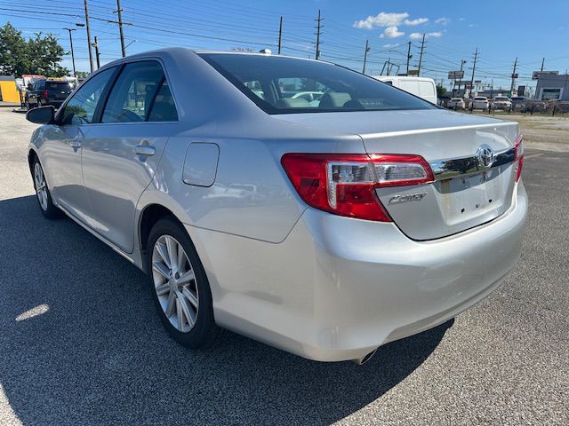 2013 Toyota Camry Image 7